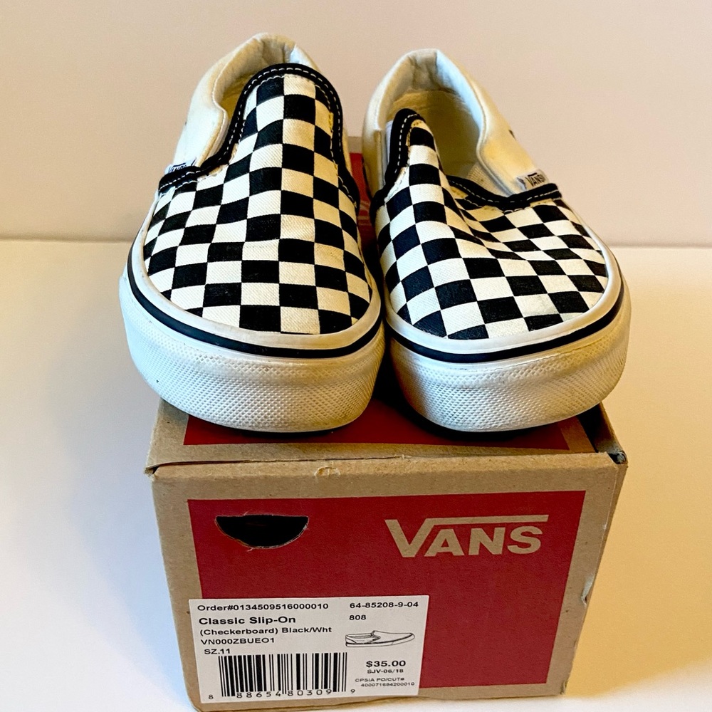 Kids checkboad vans